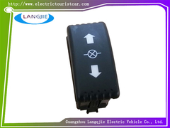 Accès à la voiture de golf LVTONG