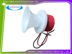 Accessoire à corne inversée adapté au bus de tournée Marshall