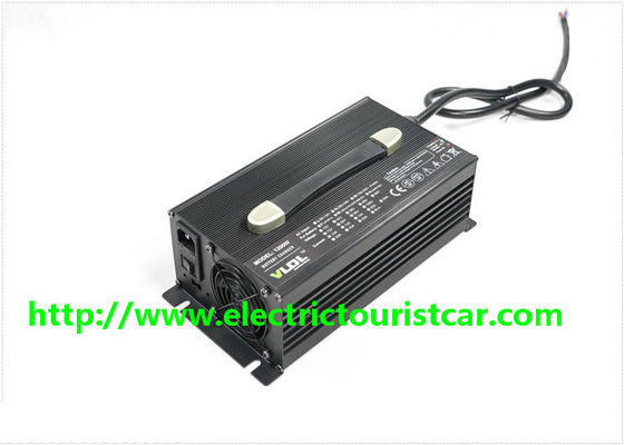 Chine Chargeur classique 48V 25A 260*150*90 millimètre de batterie de voiture électrique de logement noir fournisseur