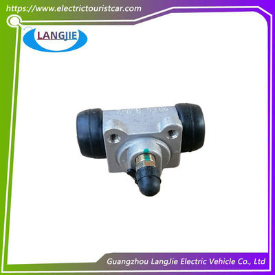 Un bon prix. Parties de cylindres de roues de freinage électriques à tétons avec tuyau de vidange en ligne