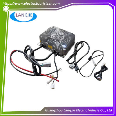 Un bon prix. Chargeur de batterie de bus touristique 72V 25A Voiture de golf pour chargeurs automatiques de batterie en ligne