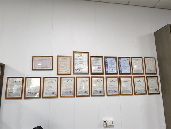 Chine Guangzhou Langjie Electric Vehicle Co., Ltd. certifications
